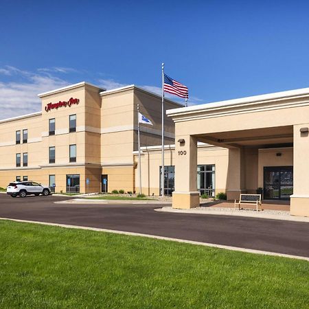 Hampton Inn Fairmont Ngoại thất bức ảnh