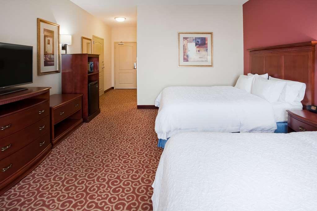 Hampton Inn Fairmont Phòng bức ảnh